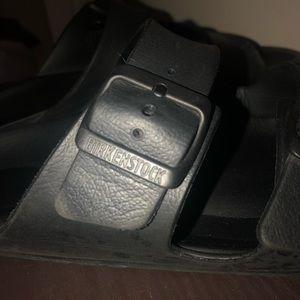 Woman size 10 Black Arizona Birkenstock’s